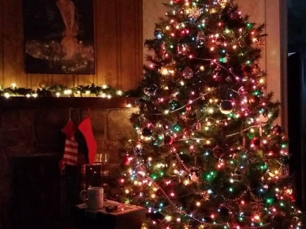 Sacred Paradox: A Christmas&nbsp;Fantasy